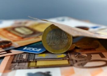 Difendere il contante è difendere la libertà di ciascuno di noi