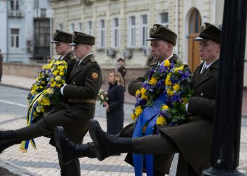 Un piano decennale per l’Ucraina