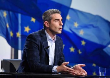 Lo strappo di Pizzarotti